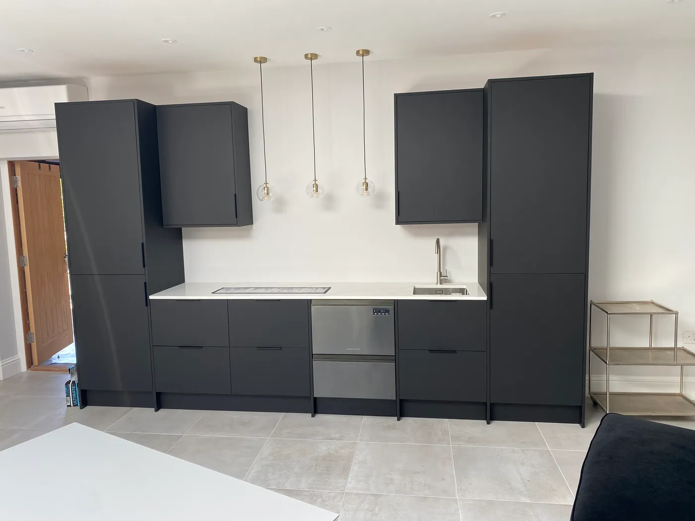 Matte Charcoal Floor-to-Ceiling Wardrobe — project photo