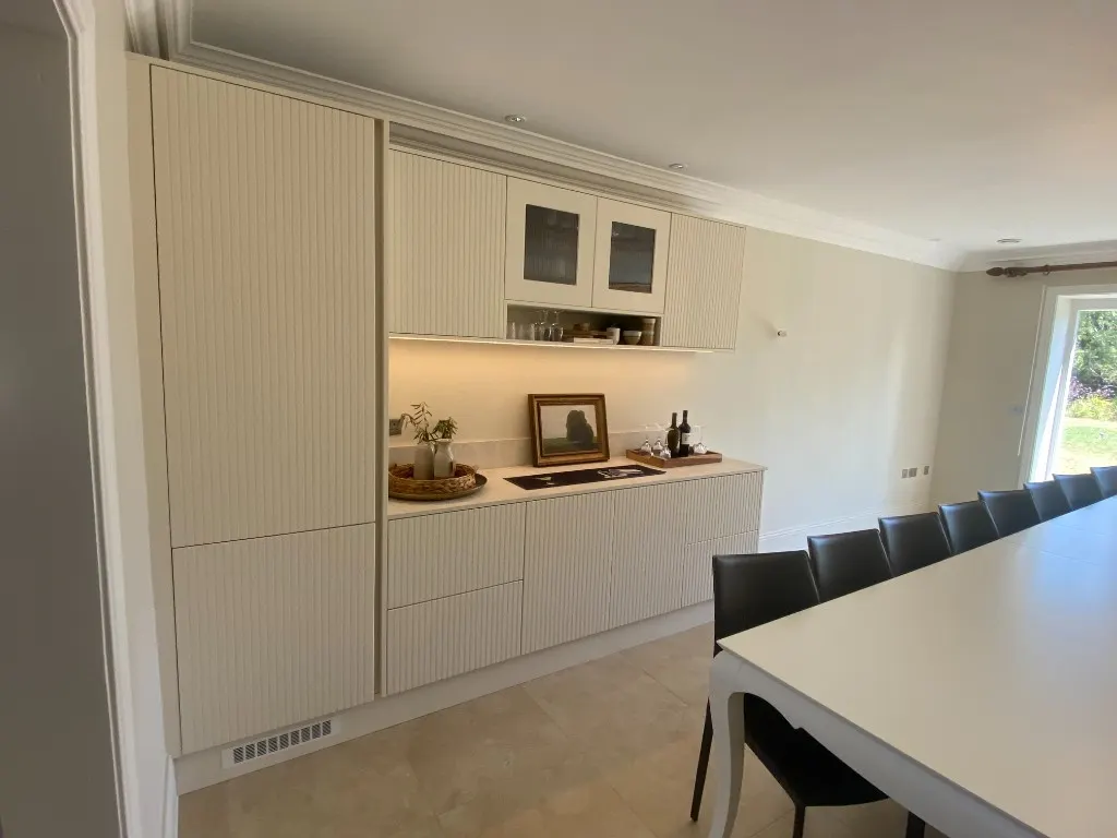 Cream Fluted Dining-Room Bar
